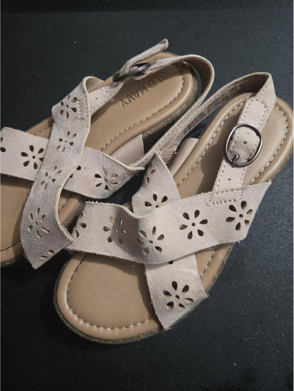 Old Navy Sweet Pink Laser-Cut Platform Sandals Girls Kids Size 12